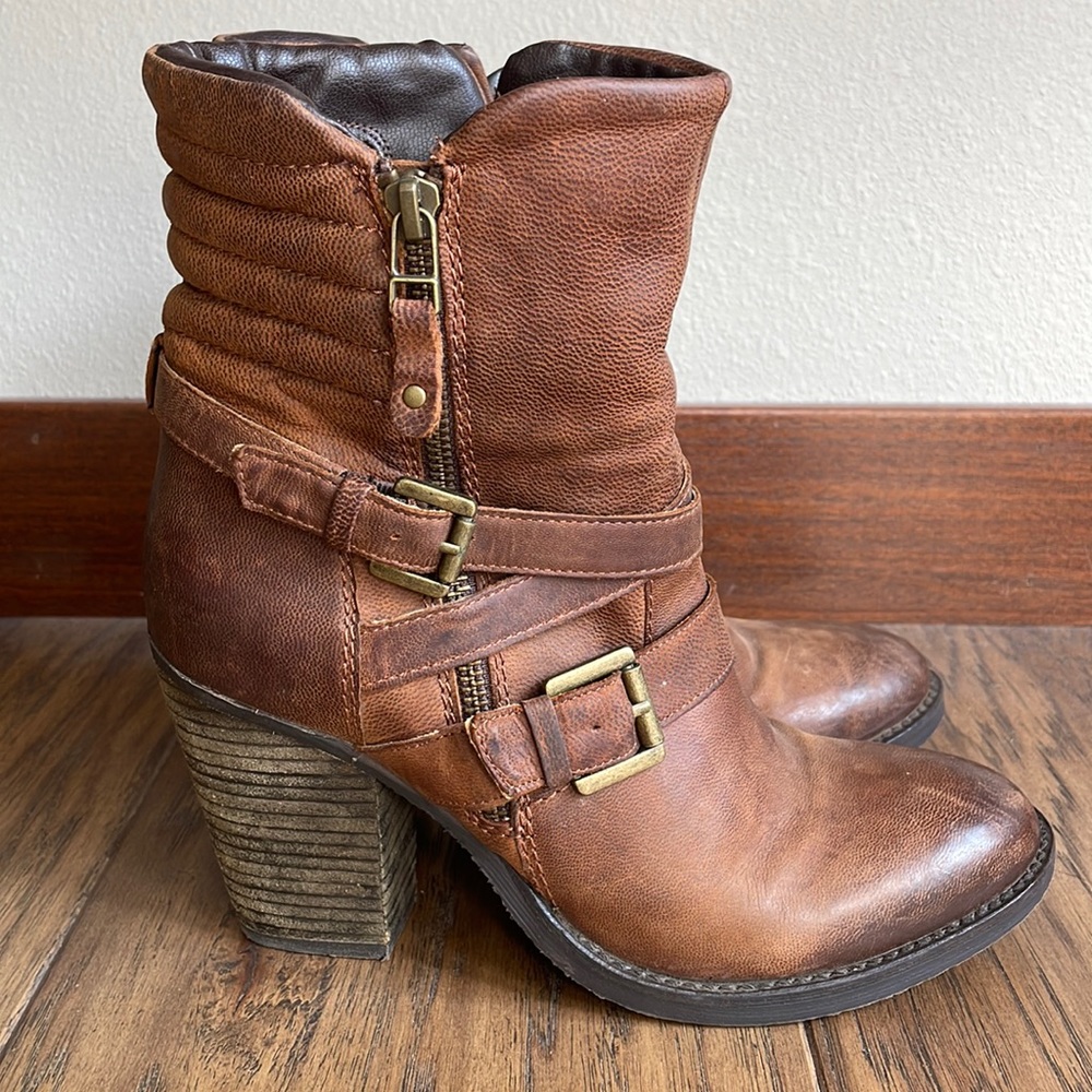 Steve Madden Brown Leather Boots